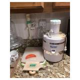 Jack LaLanne Power Juicer and Cutting Boards