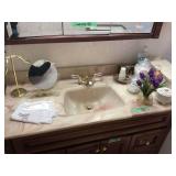 Contents medicine Cabinet and Under sink