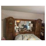 Gallery Head, mirror & Storage