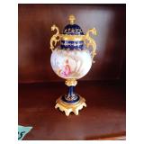 Decorative Porcelain Urn with Lid