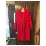 Projections 100% pure Wool