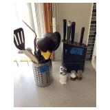 Kitchen Utensils, Holder, Salt And pepper Shakers, Randalfy cutlery Set