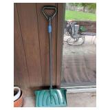 Suncast Green Plastic Snow Shovel with D-Grip Handle