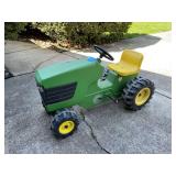 Ertl John Deere Pedal Tractor