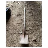 Round Point Shovel