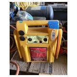 Roadmaster Jump N Start JNS1880 Portable Power Station and Air Compressor