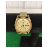 Seiko Automatic 17 Jewels Wristwatch, Gold Tone, Day-Date Calendar