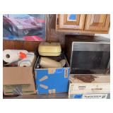 General Electric Microwave and Assorted Kitchenware Lot