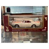 Road Legends 1:18 Scale 1967 Chevrolet Camaro Z-28 Die-Cast Model