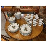 Great Ideas Pine Cone and Antler Dinnerware Set