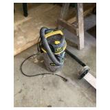 Stanley 4.5 Peak HP 5 Gallon Wet/Dry Vacuum