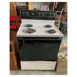Roper Electric Range Stove with Four Burner Cooktop and Oven