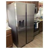 Samsung Side-by-Side Refrigerator Model RS27T5200SR