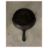 Cast Iron Skillet with Handle Hole