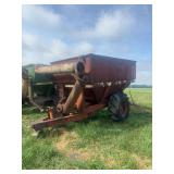 UFT 400 Bushel grain Cart