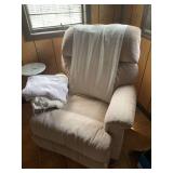 Tan Recliner Armchair with Plush Upholstery