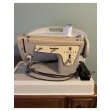 Singer Fashion Mate Model 237 Sewing Machine with Case
