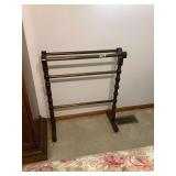 Wooden Quilt Rack with Turned Spindle Posts