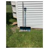Snow Shovel and Push Broom Lot
