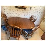 Oak Dining Table and Four Windsor Chairs Set