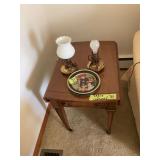 Side Table with Lamps and Decorative Plates Lot