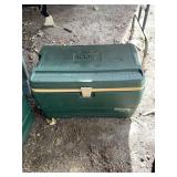 Igloo Ultra Cold 70 Green Cooler with Lid Ruler