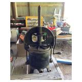 Enterprise Mfg. Co. Philadelphia Cast Iron Fruit and Lard Press