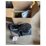 SKIL Electric Handheld Sanders with Box and Sandpaper