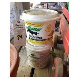 Motomco Farm and Home Tomcat Rat and Mouse Bait Place Pacs Bucket