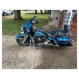 Harley-Davidson Electra Glide Ultra Classic Motorcycle in Blue