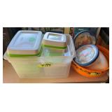 Rubbermaid Food Storage Containers and Bowls