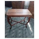 Wooden Accent Table with Cabriole Legs and Stretcher Base