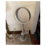 Dyson AM03 Pedestal Fan
