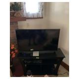 Insignia NS-43DR620NA18 43-Inch LCD TV