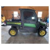 John Deere Gator