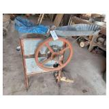 New Idea No. 7 Corn Sheller