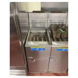 Pitco Frialator Inc. Commercial Natural Gas Deep Fryer Model 35C+