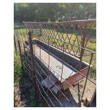 bunk feeder with hay rack