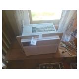 GE Electronic Window Air Conditioner Unit