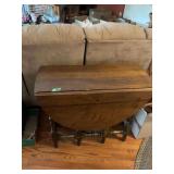 Wooden Drop-Leaf Gateleg Table with Turned Spindle Legs