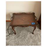 Wooden Coffee Table with Removable Glass Top Serving Tray and Carved Cabriole Legs