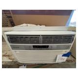 Window air conditioner