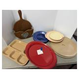 Paper plate holders, plates, trays