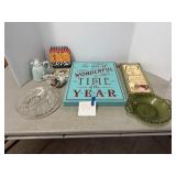 Honey pot, creamer, signs, etc