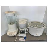 Slow cooker, coffee maker, blender