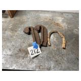 RR track anchors, horseshoe