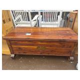 Blanket chest