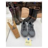 Boot jack, rubber boots, tennis shoes