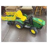 JD riding toy and wagon