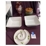 Bowls, vase, dishes
